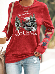 Women's 90s Retro Christmas Movie Print fitted sweatshirt