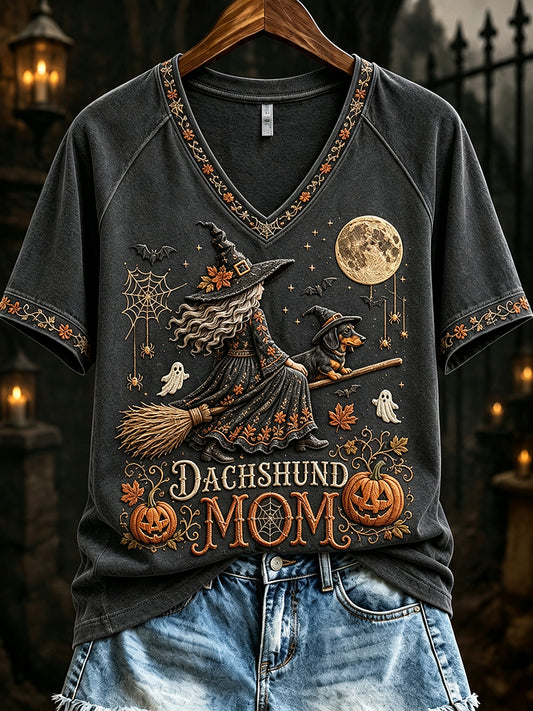 Women's Dachshund Witch Mom Halloween Print V-neck Short-sleeved T-shirt